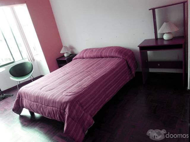Alquiler Temporal de Departamento Amoblado, 01 dormitorio, centro de Miraflores