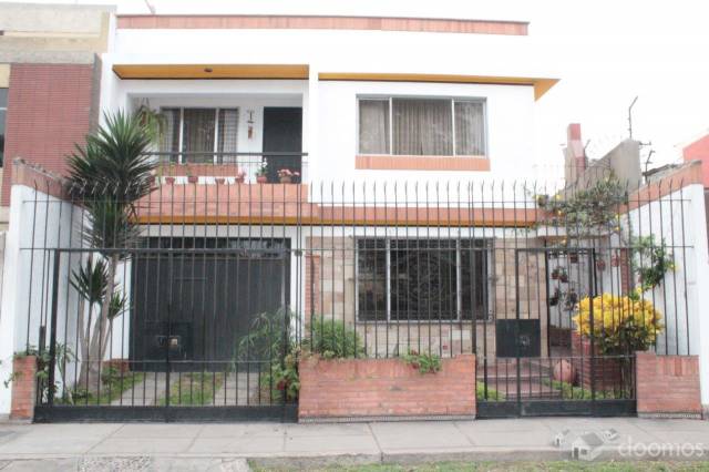 Casa en Venta - Cercado de Lima US$ 325,000
