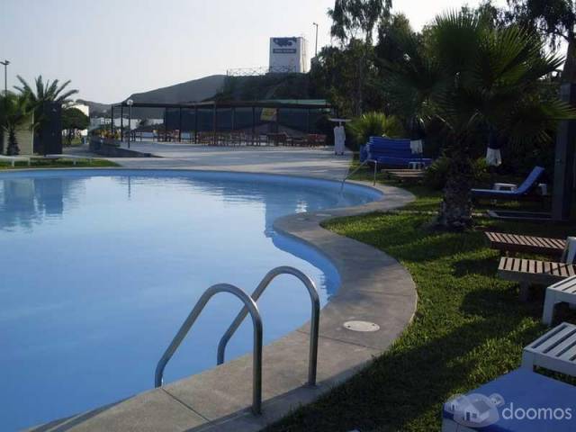 Linda casa de playa con piscina en Condominio Farallones, Playa Chocalla, Asia, Km 92.5