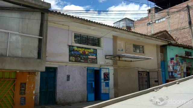 Vendo casa en barrio de Centenario Huaraz. A 5 minutos del centro. Trato directo con propietario.