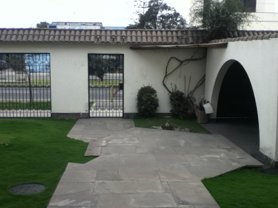 Casa  ALQUILO IMPECABLE PARA OFICINA O VIVIENDA  - San Isidro